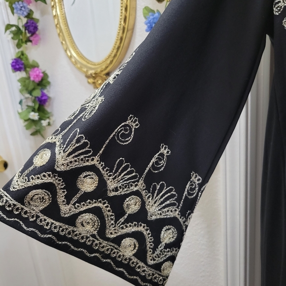 Hand- Made Dress - Picture 5 of 11